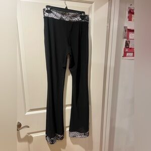 CQbyCQ Black and White Patterned Opaque  Yoga Pants